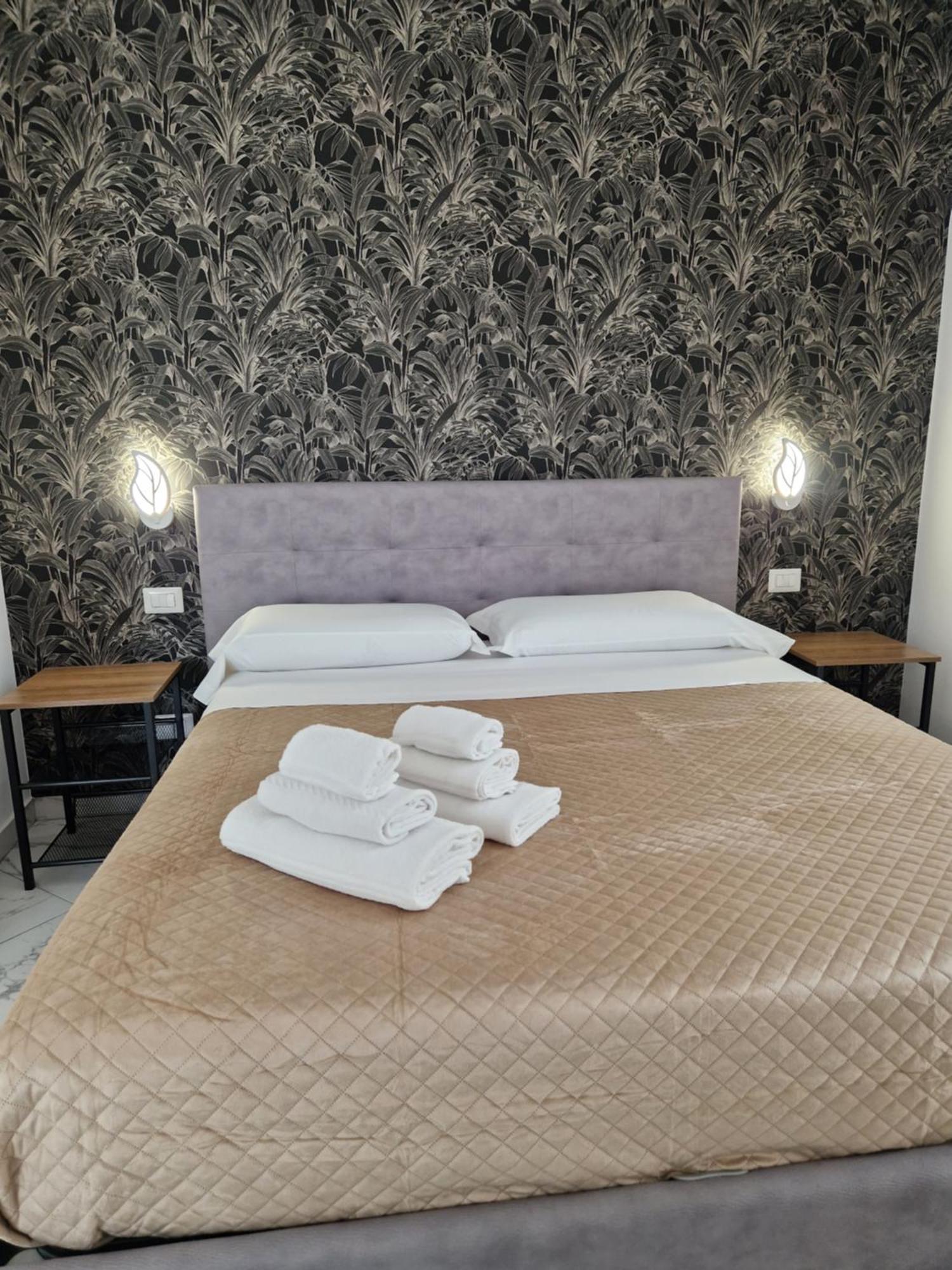 Eden Hotel Lamezia Terme Exterior photo