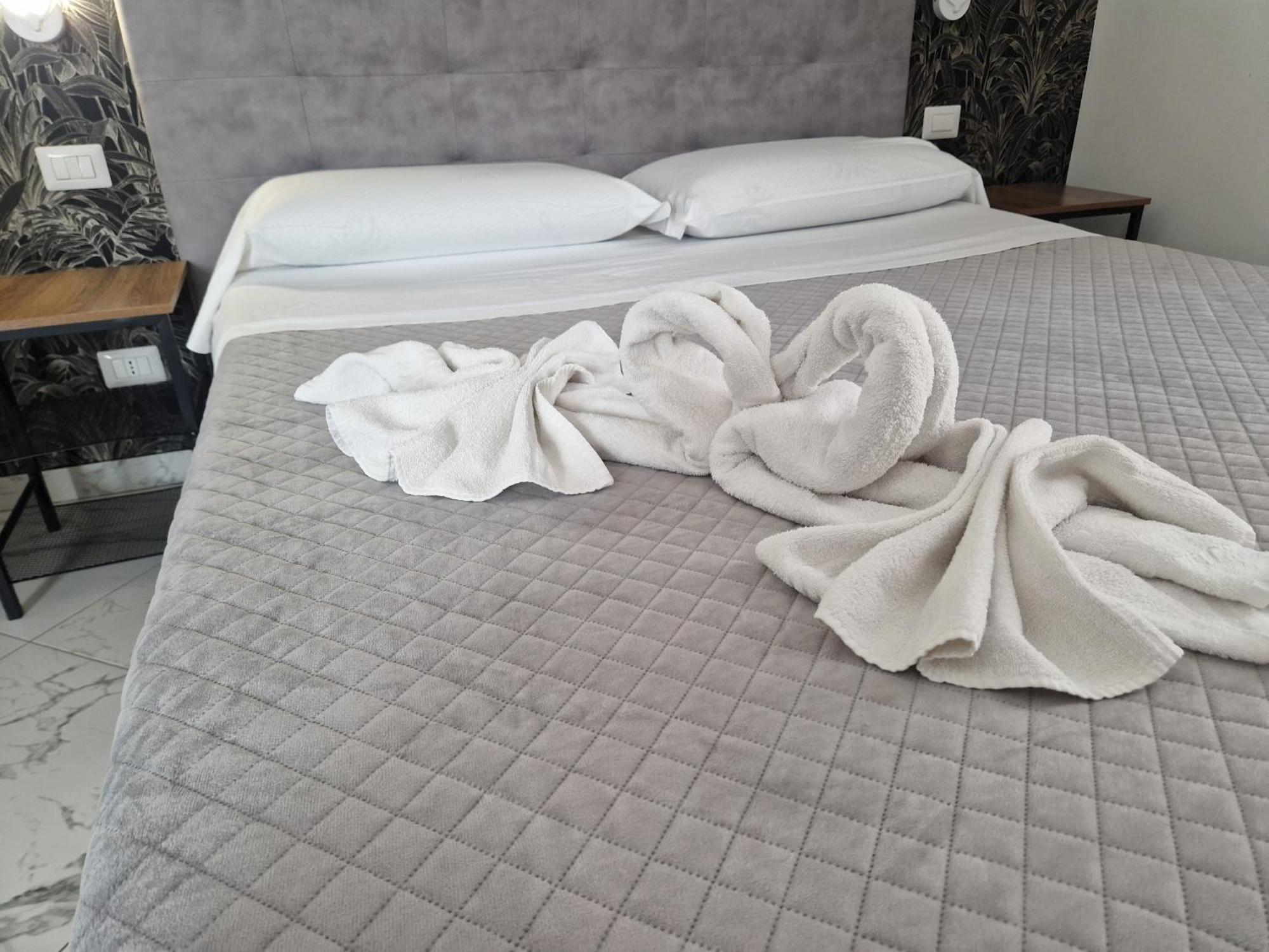 Eden Hotel Lamezia Terme Exterior photo